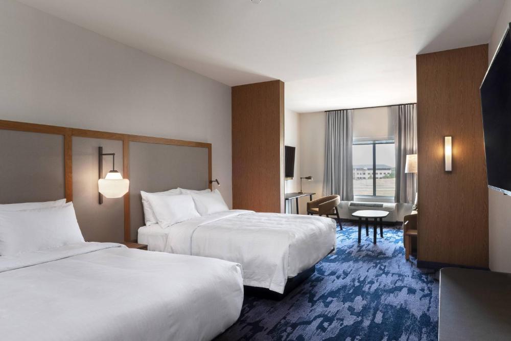 Queen Suite with Two Queen Beds and Sofa Bed interior